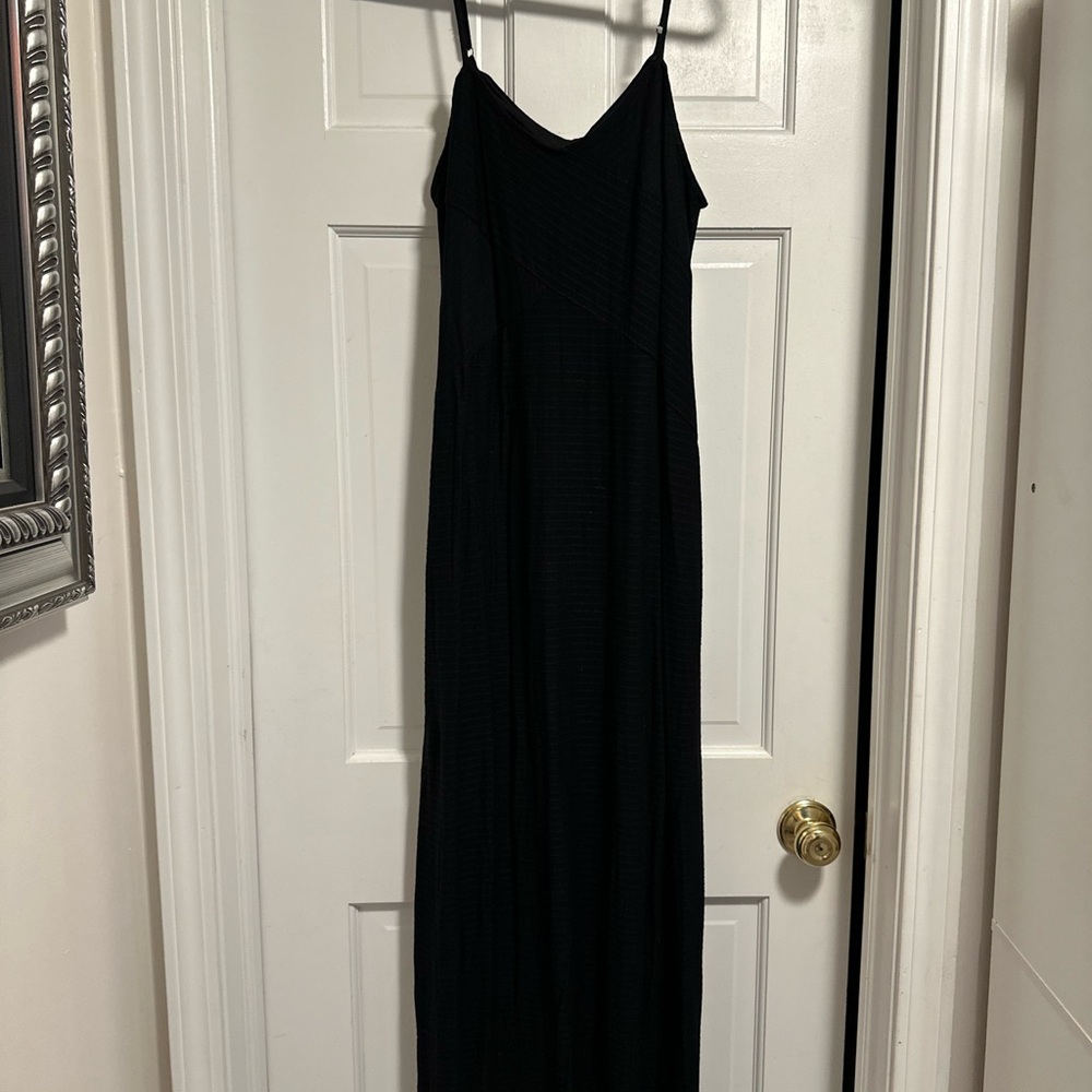 Elegant Black Maxi Dress
